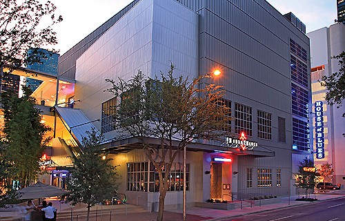 Gallery Picture